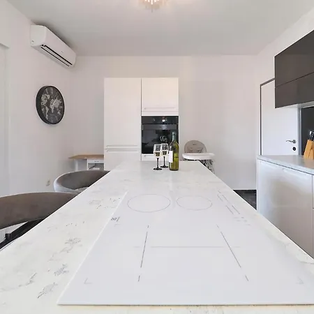 Апартаменты Nika Sa Jacuzzijem