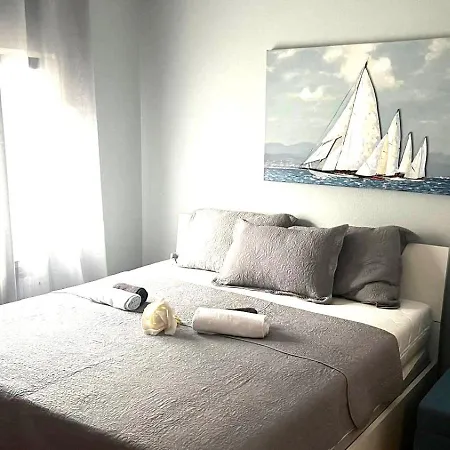 Nika Sa Jacuzzijem Задар