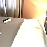 Nika Sa Jacuzzijem