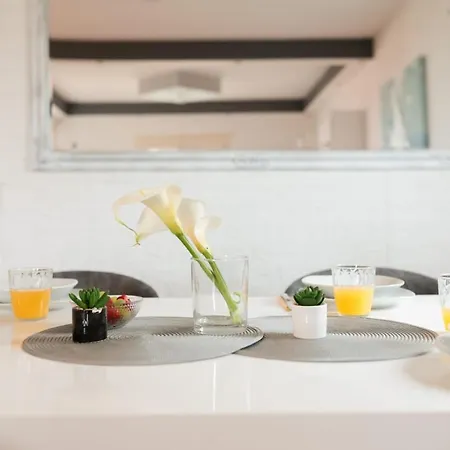 Nika Sa Jacuzzijem Lejlighed