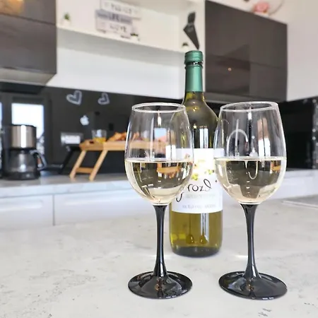 Nika Sa Jacuzzijem Zadar